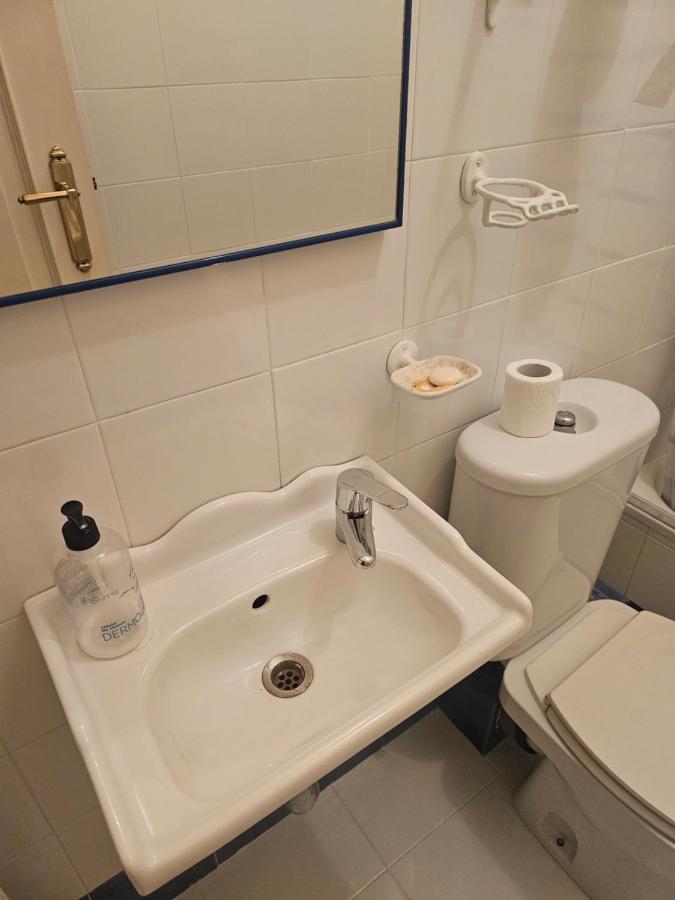 Habitacion Amplia Y Centrica En Piso Compartido 아 코루냐 외부 사진